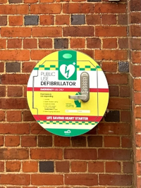Public use defibrillator