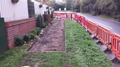 A32 Laying part of Planned footpath 2014